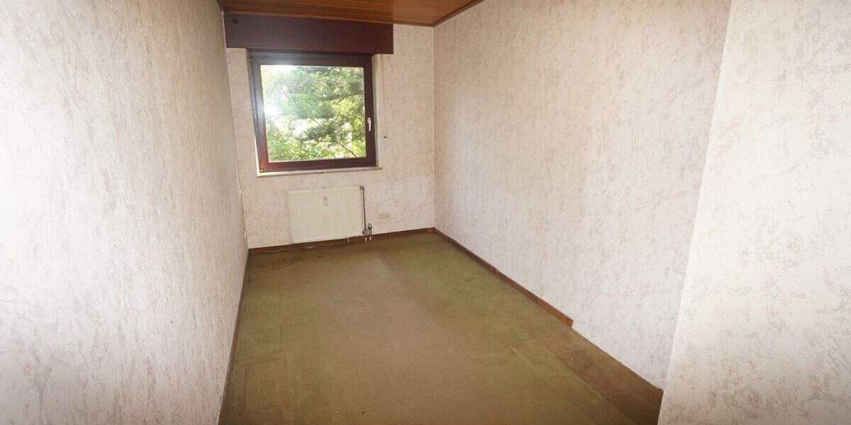 Etagenwohnung Neukirchen-Vluyn Neukirchen - 5 Zimmer, 89 m&sup2;, 195.000&euro; | Angebot:25668371