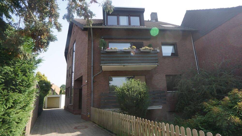 Etagenwohnung Neukirchen-Vluyn Neukirchen - 5 Zimmer, 89 m&sup2;, 195.000&euro; | Angebot:25668371