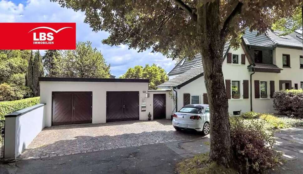 Haus zum Kaufen in Krefeld 399.000 € 100 m²