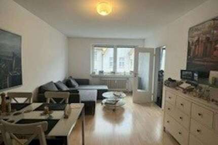 Zimmer Düsseldorf Derendorf - 1 Zimmer, 1.200&euro; | Angebot:26453637
