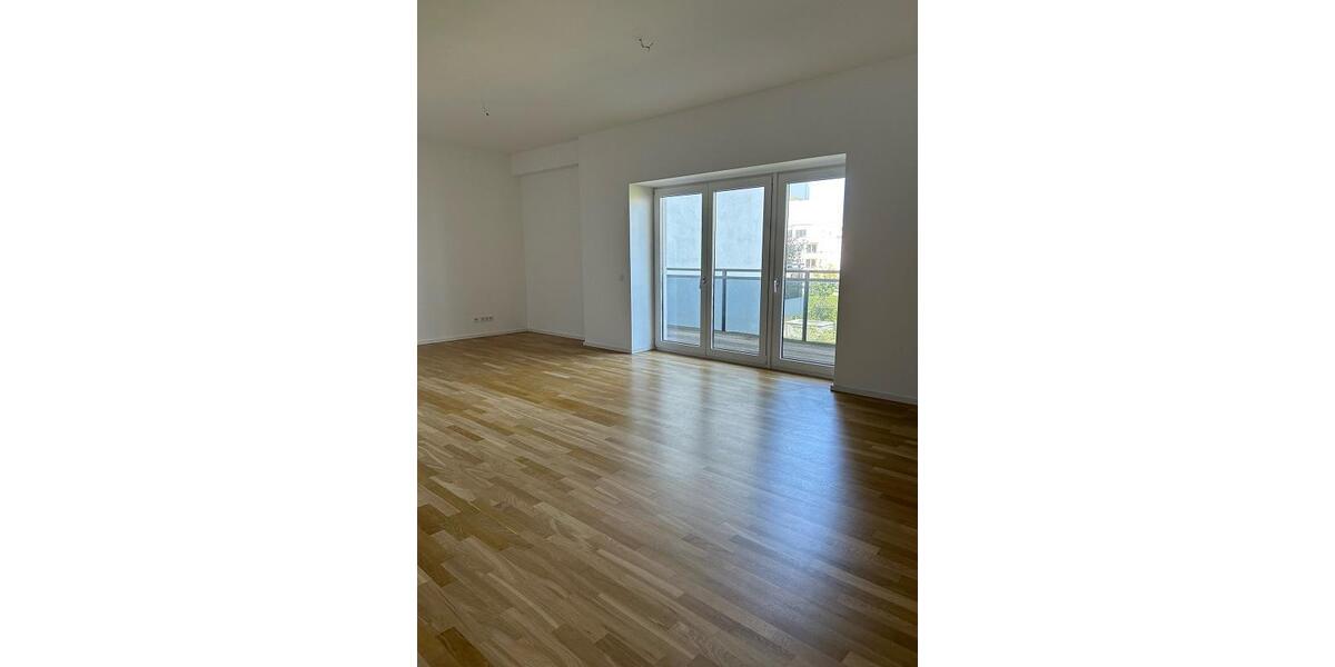 Etagenwohnung Düsseldorf Heerdt - 3 Zimmer, 125 m&sup2;, 2.071&euro; | Angebot:25265400