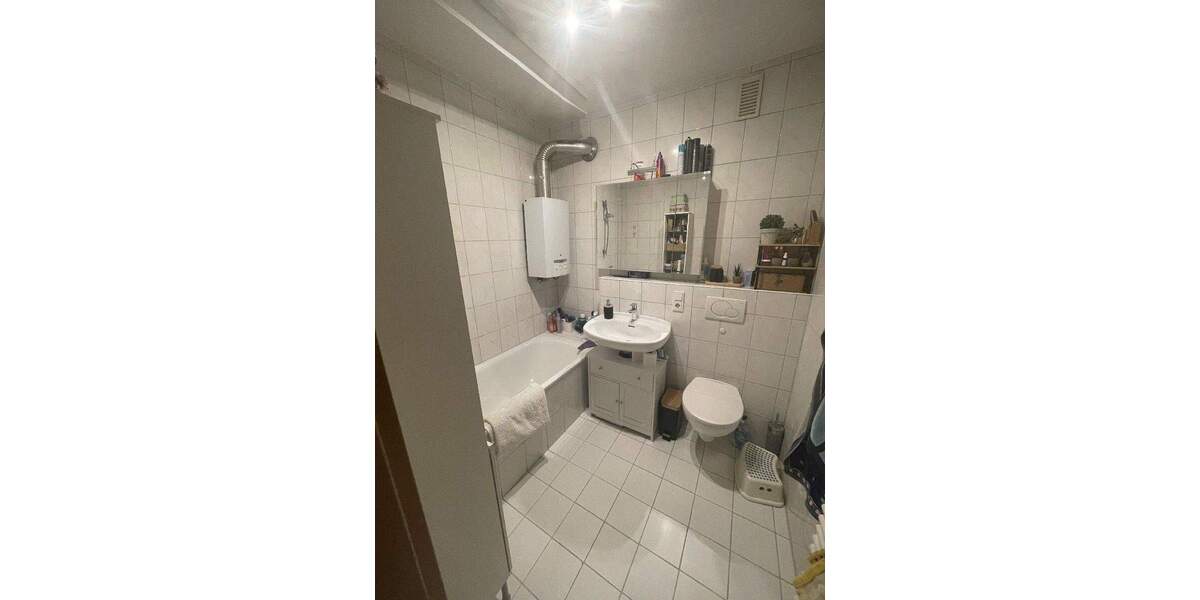 Etagenwohnung Duisburg Untermeiderich - 3 Zimmer, 76 m&sup2;, 590&euro; | Angebot:24834116