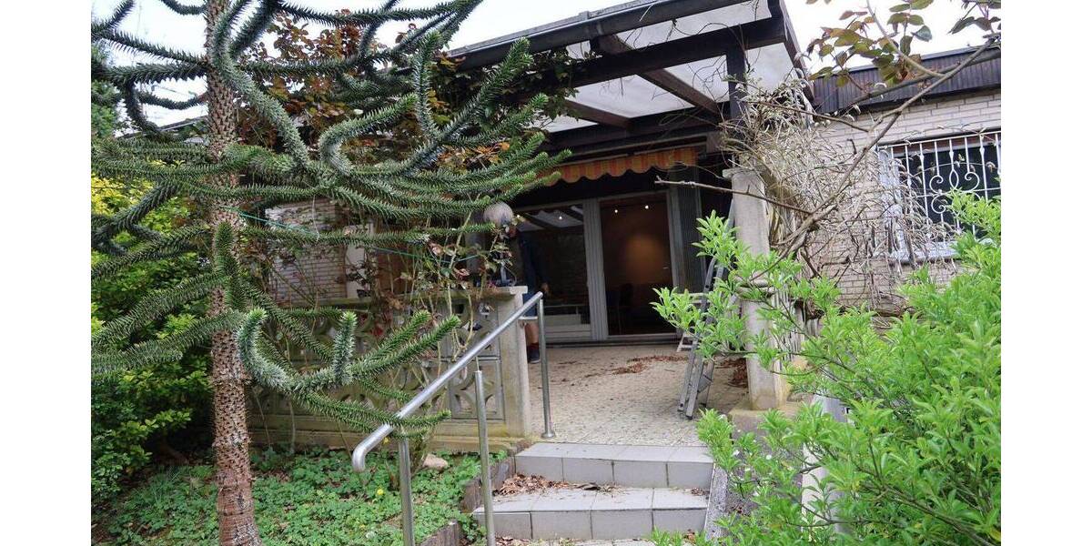 Bungalow Dormagen Hackenbroich - 1 Zimmer, 165 m&sup2;, 720.000&euro; | Angebot:26471006