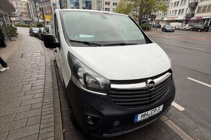 Opel Vivaro 91.000 km 7.999 &euro; Mülheim an der Ruhr 45481