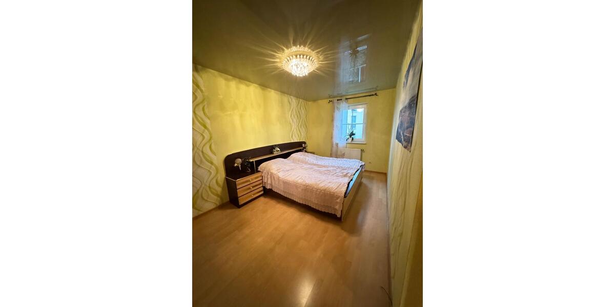 Gepflegtes Familienhaus mit Garten und PV-Anlage in Neuss 6 zimmer