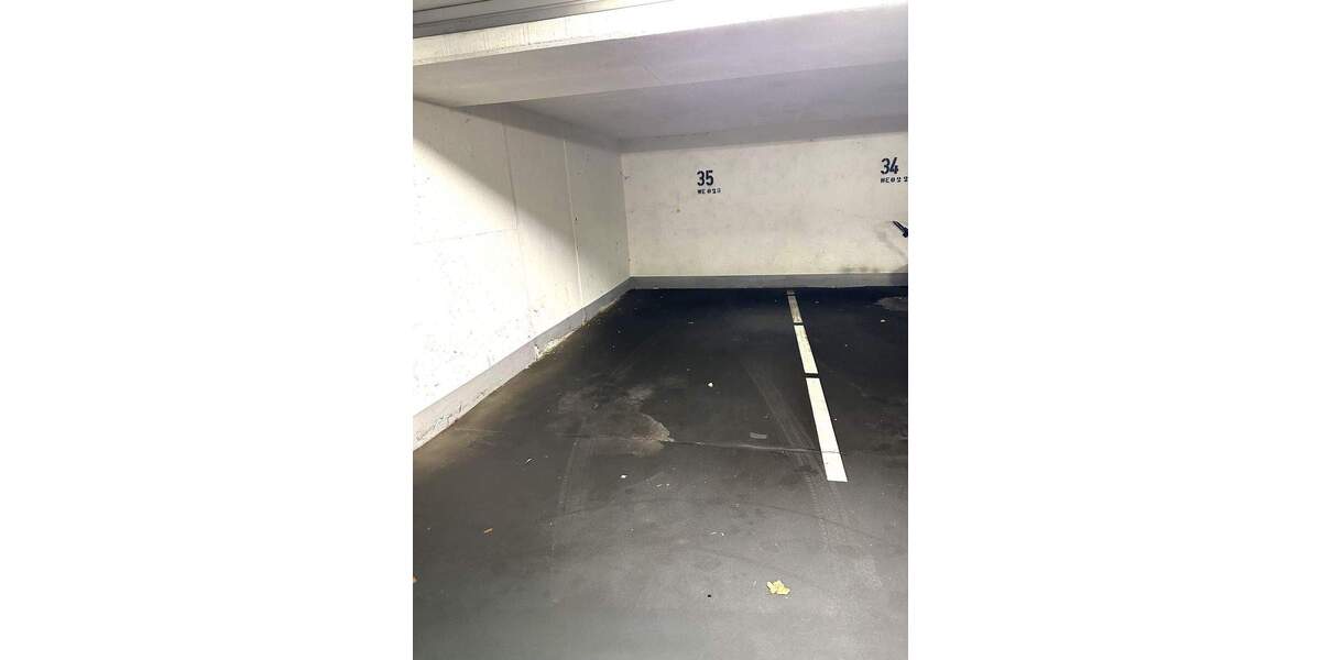 Schönes Apartment mit Terrasse, Garten und Tiefgaragenstellplatz in bester zentrumsnaher Lage 1 zimmer