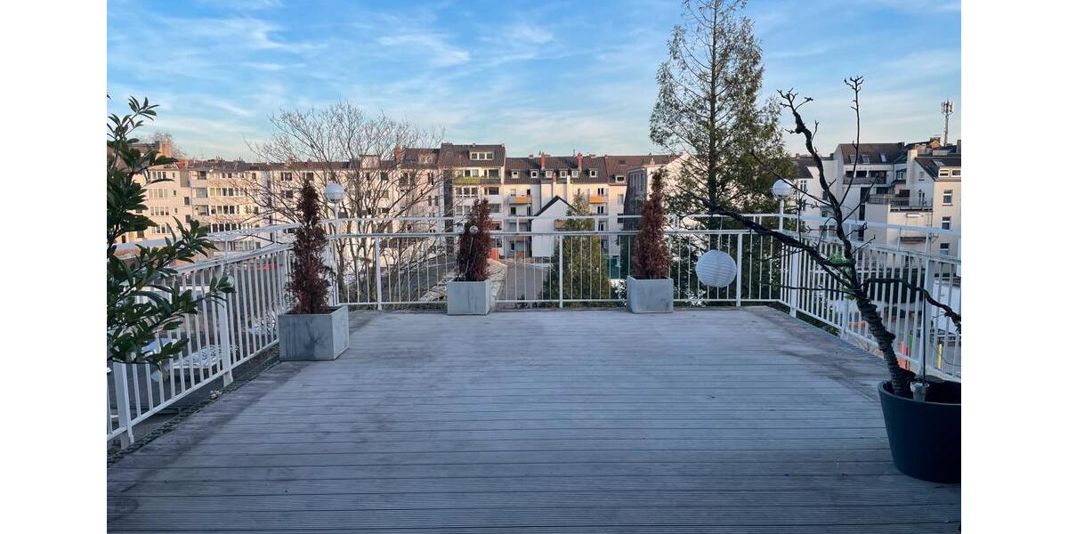 Wunderschöne helle Wohnung mit traumhafter Dachterrasse 3 zimmer