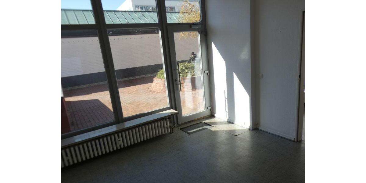 Gewerbeobjekt Düsseldorf Stadtbezirk 10 - 1.700&euro; | Angebot:25351367
