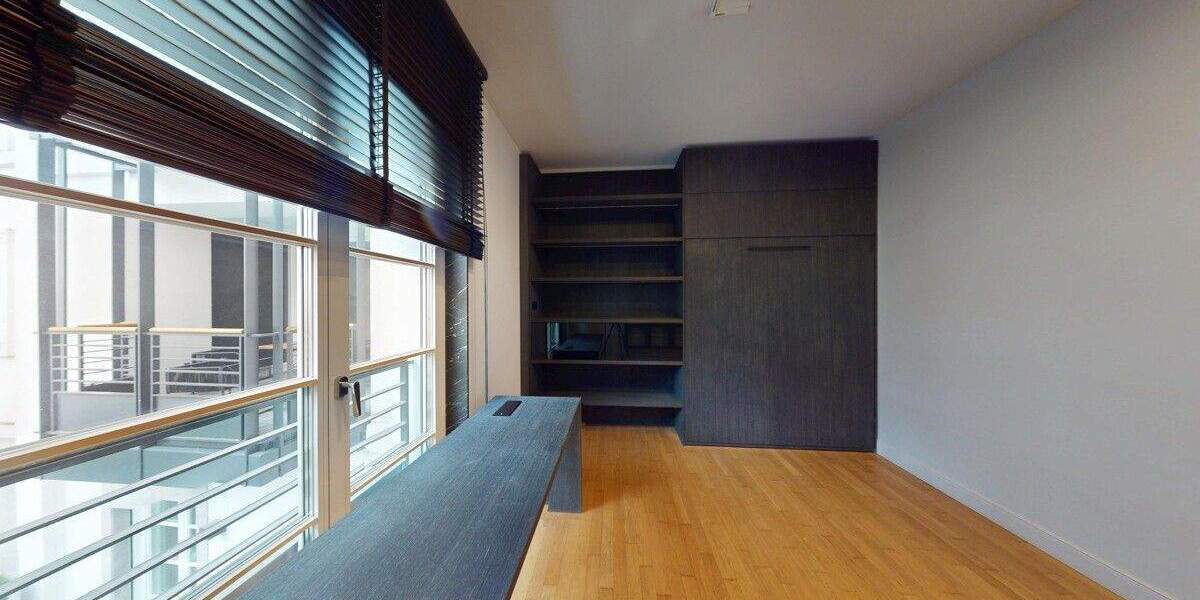 Etagenwohnung Düsseldorf Altstadt - 3 Zimmer, 127 m&sup2;, 3.280&euro; | Angebot:25822309