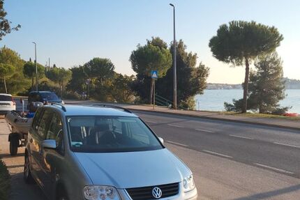 VW Touran 294.000 km 2.800 &euro; Leverkusen 51381