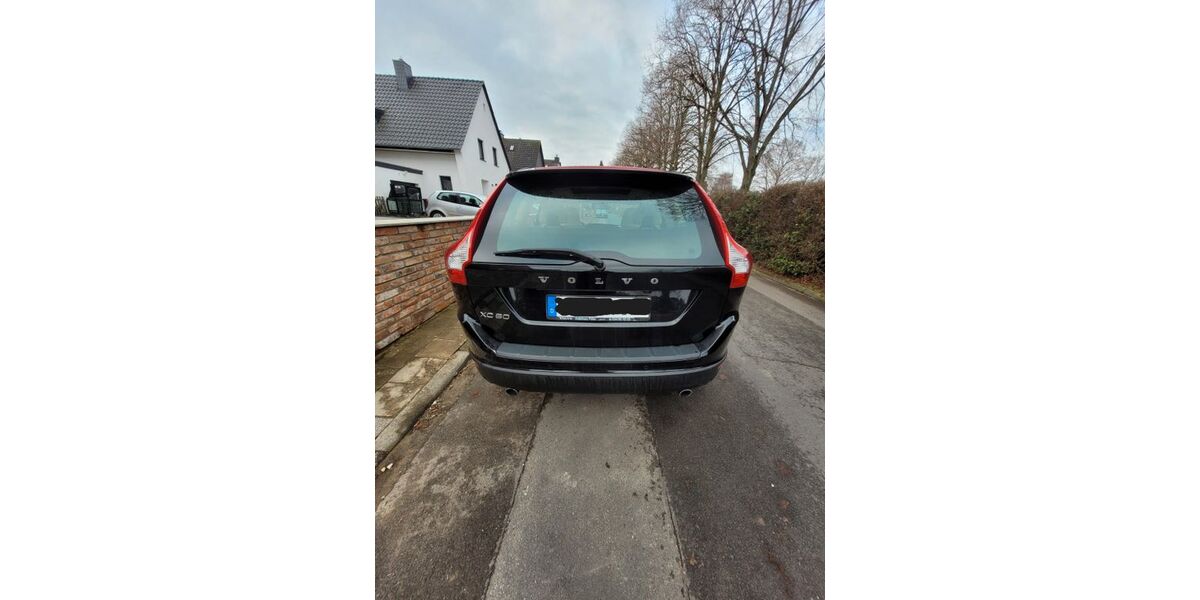 Volvo XC60 255.000 km 9.300 &euro; Neuss 41469
