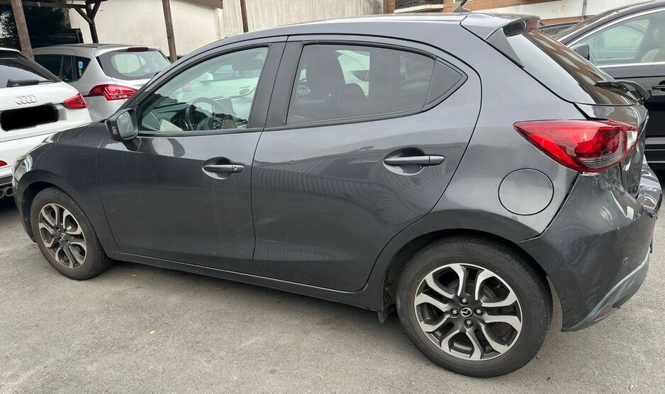 Mazda 2 89.000 km 6.990 € Oberhausen (Sterkrade) 46149