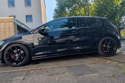 VW Golf 106.500 km 15.999 &euro; Neuss 41462