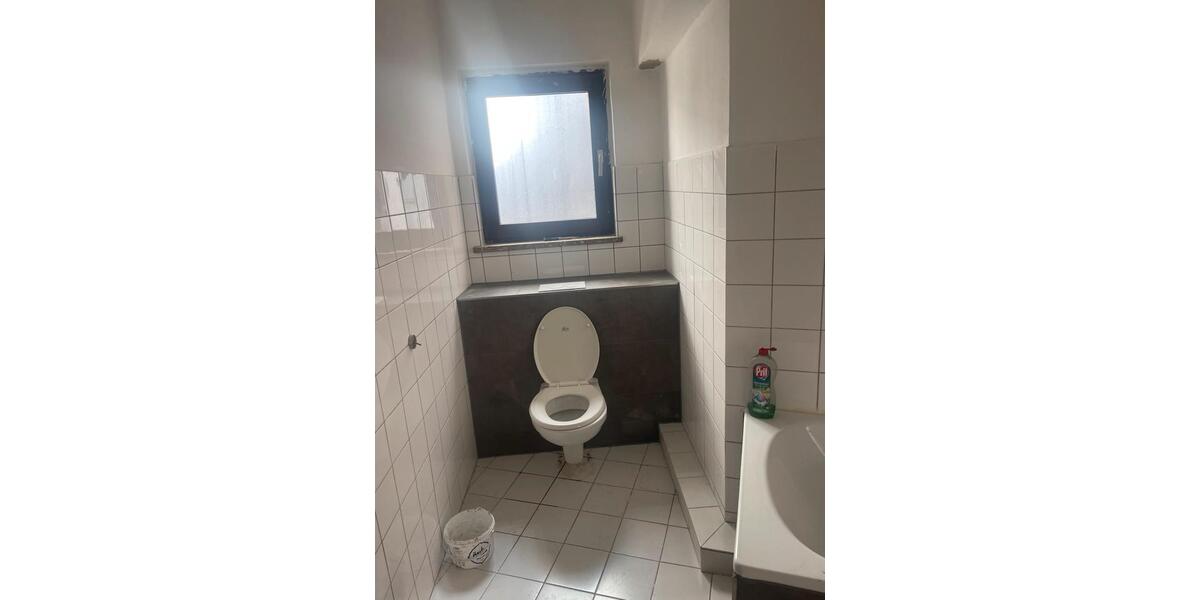 Terrassenwohnung Mülheim an der Ruhr - 3 Zimmer, 90 m&sup2;, 1.000&euro; | Angebot:25793388