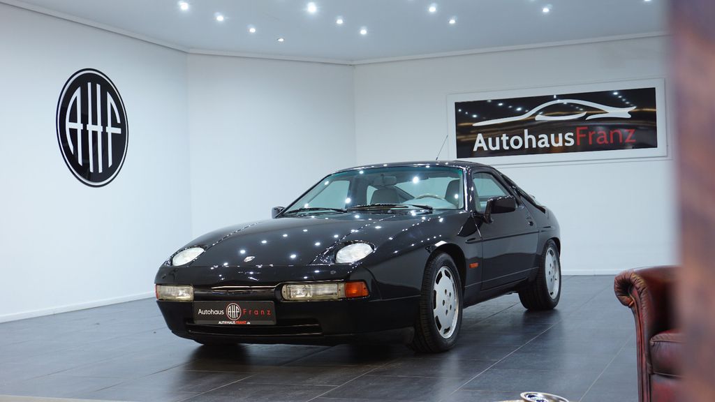 Porsche 928 276.646 km 28.997 &euro; Remscheid-Lüttringhausen 42899