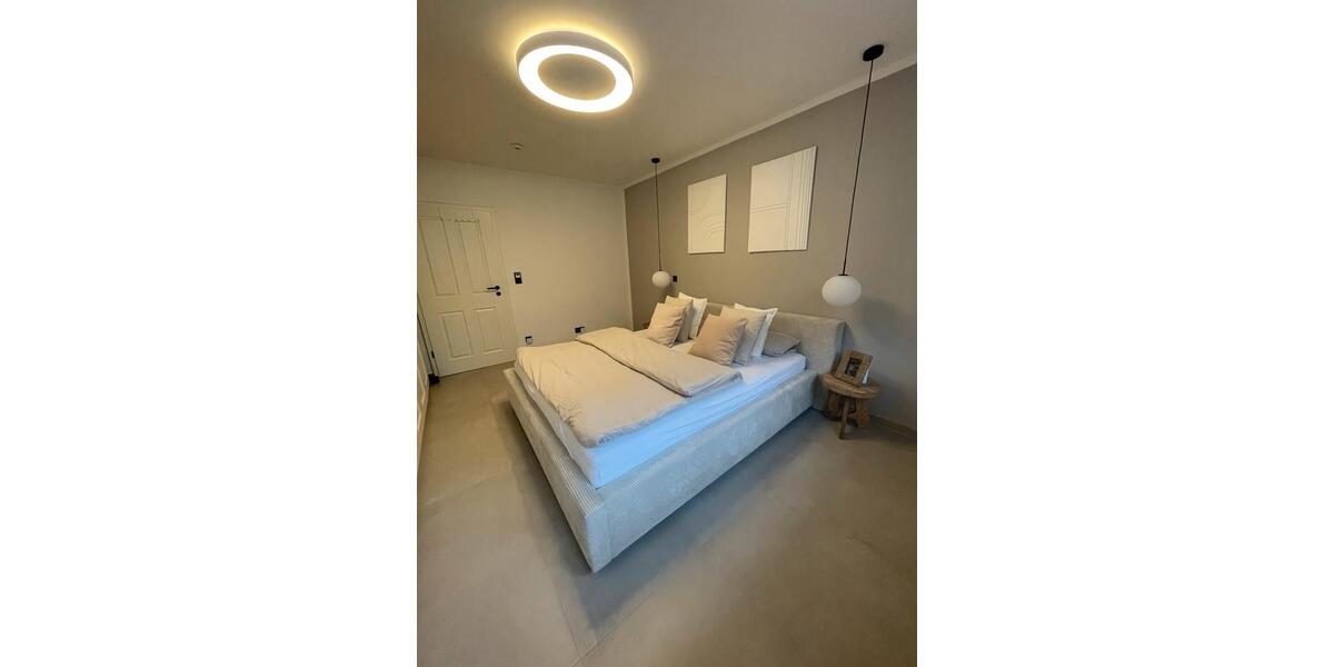 Luxus-Wohnung, kernsaniert, Garten & Smart Home 3 zimmer