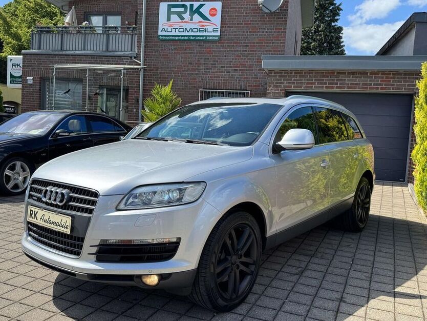Q7