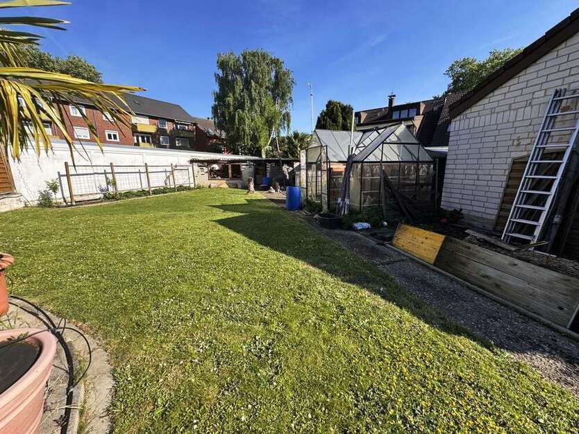 Haus zum Kaufen in Grevenbroich 375.000 € 217 m²