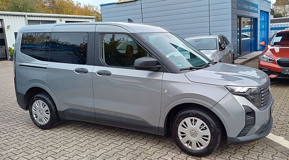 Ford Tourneo Courier 7.950 km 21.480 € Essen 45307