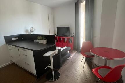 Möblierte 2-Zi-Wohn mit Dachterrasse in D-Derendorf, Römerstr: 2 zimmer