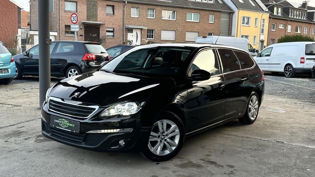 Peugeot 308 135.693 km 7.490 &euro; Mönchengladbach 41238