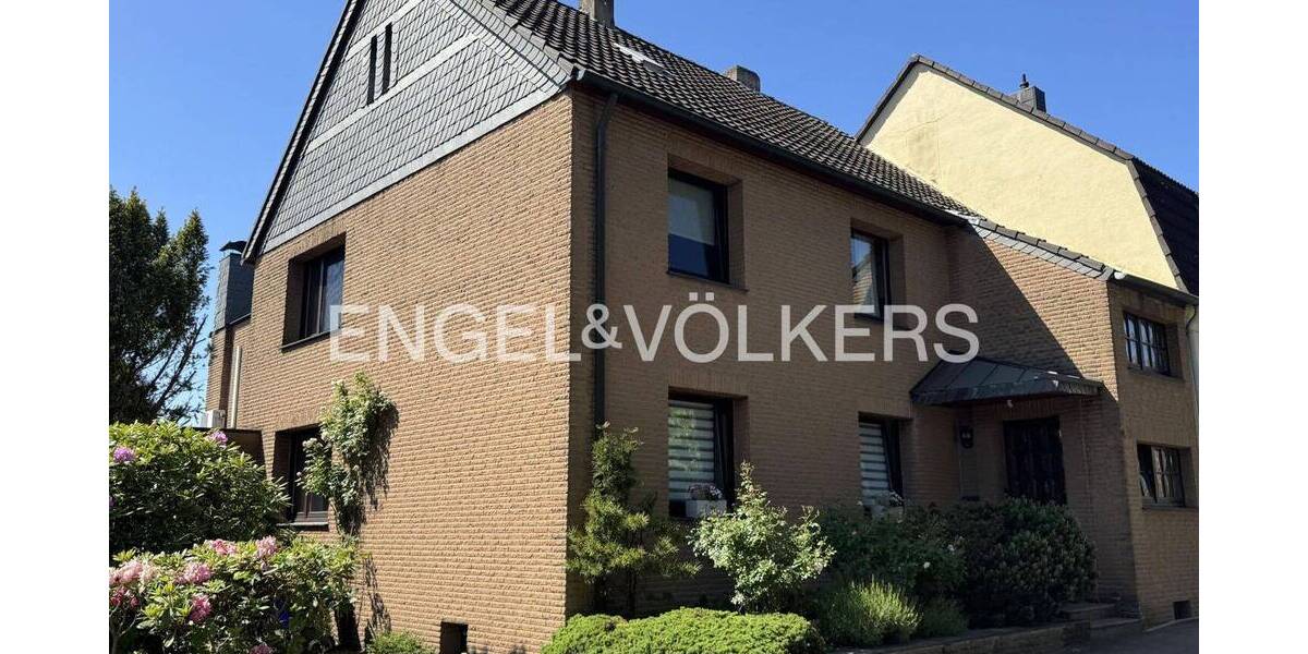 Ein- bzw. Zweifamilienhaus: Gute Gelegenheit für Haus- und Gartenliebhaber 9 zimmer