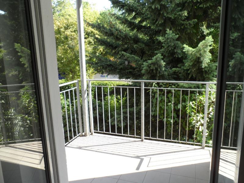 DÜSSELDORF: Moderne 2-Zimmer-Wohnung im Herzen von Düsseldorf zur Miete.** Ideal für Singles und Paare! 2 zimmer