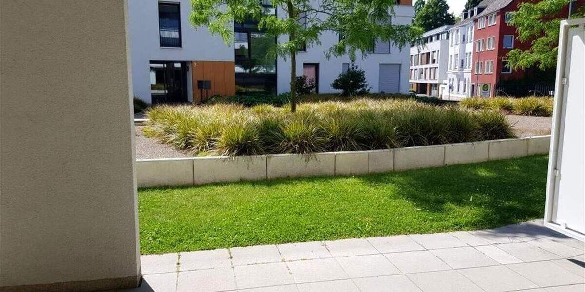 3 Zimmer EG mit Einbauküche, Sonnenterrasse + Zugang zum Gartenbereich. 3 zimmer