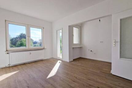 Gemütliche Wohnung mit Balkon, für Singles und Paare in einer ruhigen Seitenstraße!