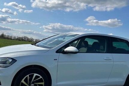 VW Golf 162.000 km 10.800 &euro; Duisburg 47167