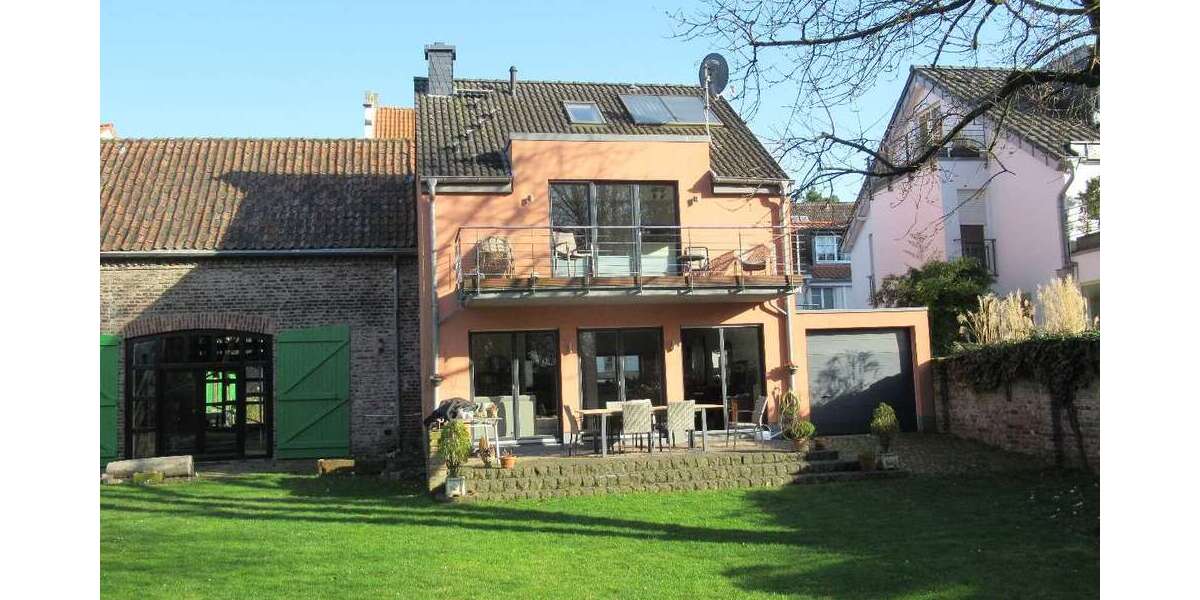 Einfamilienhaus Düsseldorf Stadtbezirk 5 - 4 Zimmer, 147 m&sup2;, 2.850&euro; | Angebot:25406360