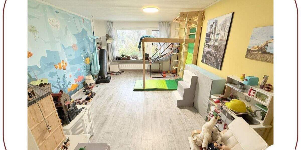 Gepflegtes, freistehendes Einfamilienhaus mit 6 Zimmern, großem Garten und Garage – viel Platz für die ganze Familie 6 zimmer