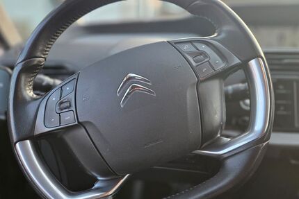 Citroen C4 Picasso 145.600 km 6.250 &euro; Leverkusen 51371