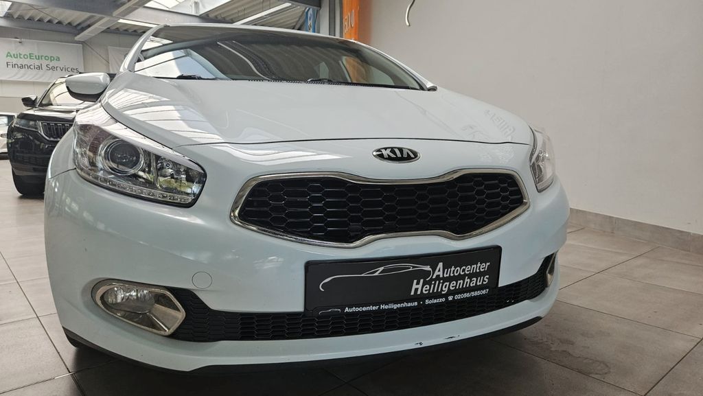 Kia ceed / Ceed 145.018 km 8.380 &euro; Heiligenhaus 42579