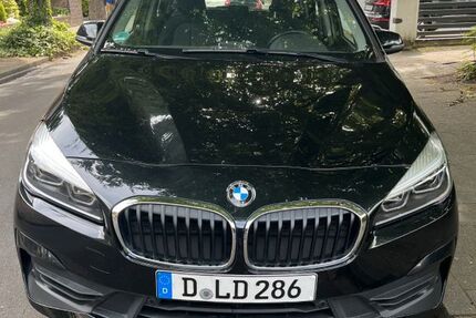 BMW 218 Gran Tourer 74.555 km 17.500 &euro; Düsseldorf 40474