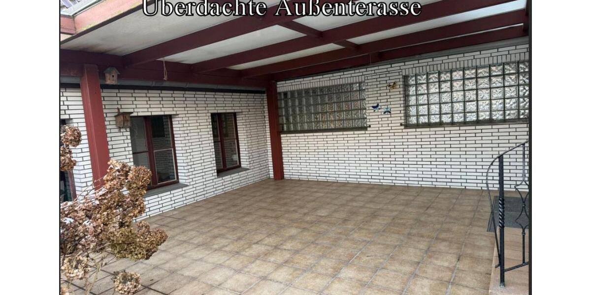 Doppelhaushälfte mit großer Garage und Garten 5 zimmer