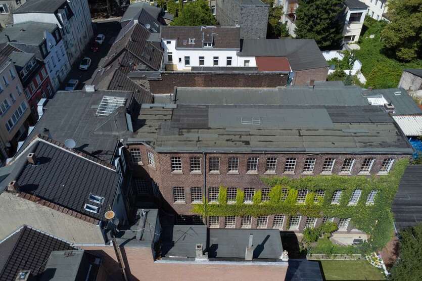 Büro in Krefeld Stadtmitte 1.600.000 € 732 m²