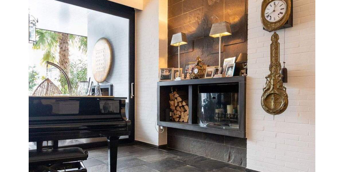 Luxuriöses Einfamilienhaus mit außergewöhnlichem Raumkonzept in Bestlage von Neuss-Selikum 9 zimmer