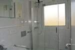 Ortsteil Broich Appartement im renovierten Zustand und Großräumig mit separater Küche