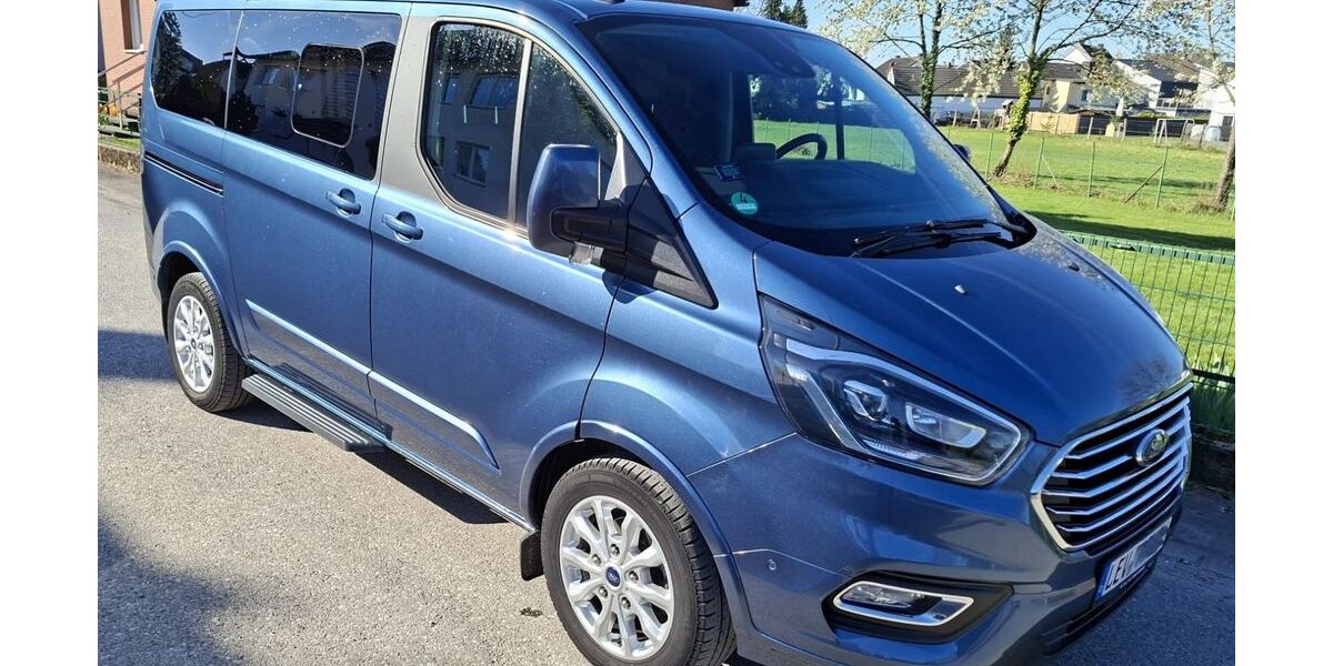 Ford Tourneo Custom 65.000 km 32.500 &euro; Leverkusen 51371