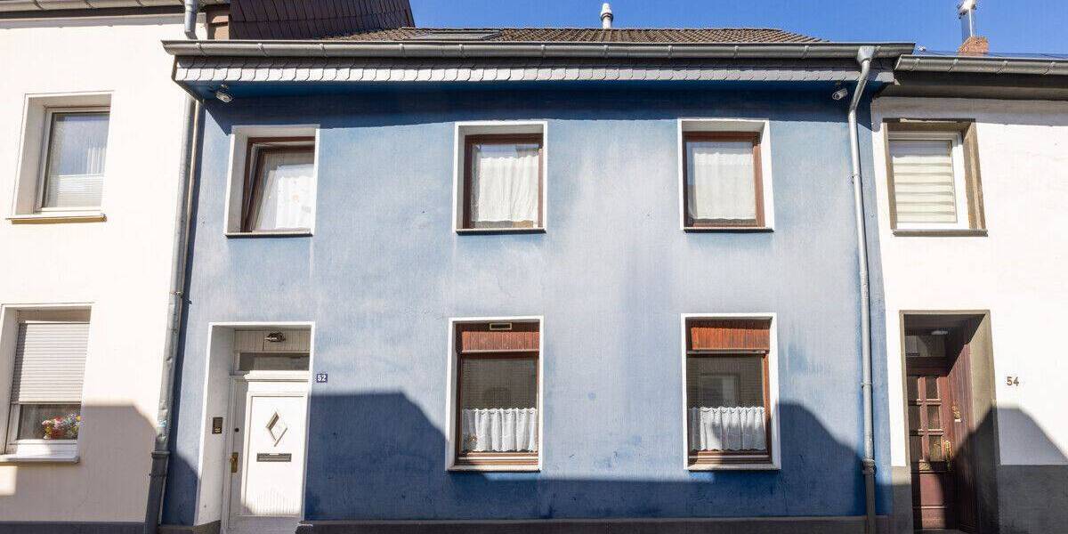 Reihenmittelhaus Krefeld Stadtmitte - 5 Zimmer, 132 m&sup2;, 295.000&euro; | Angebot:26798740
