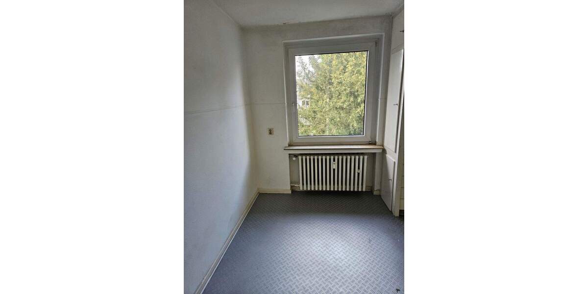 Etagenwohnung Düsseldorf Wersten - 3 Zimmer, 73 m&sup2;, 249.000&euro; | Angebot:25735204