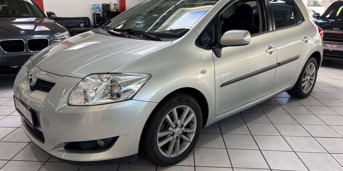 Toyota Auris 130.000 km 7.700 &euro; Leverkusen 51373