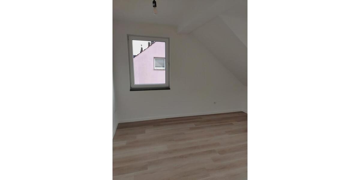 Etagenwohnung Willich - 3 Zimmer, 85 m&sup2;, 900&euro; | Angebot:25596572