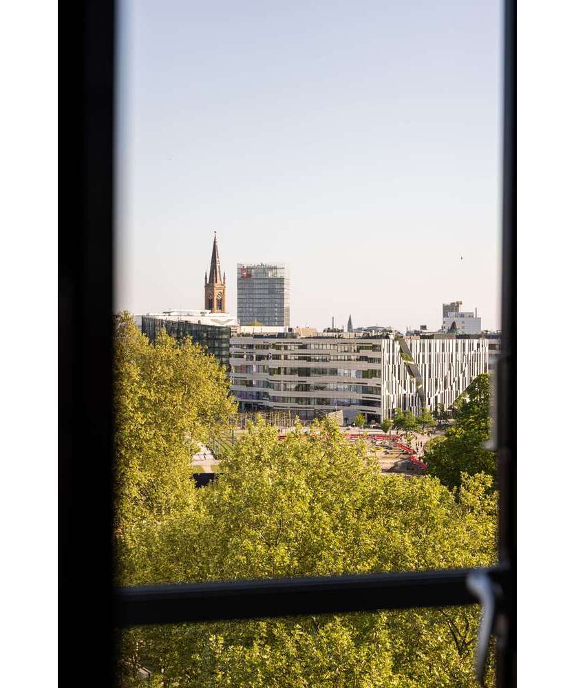 Wohnung zum Kaufen in Düsseldorf 449.500 € 43 m²