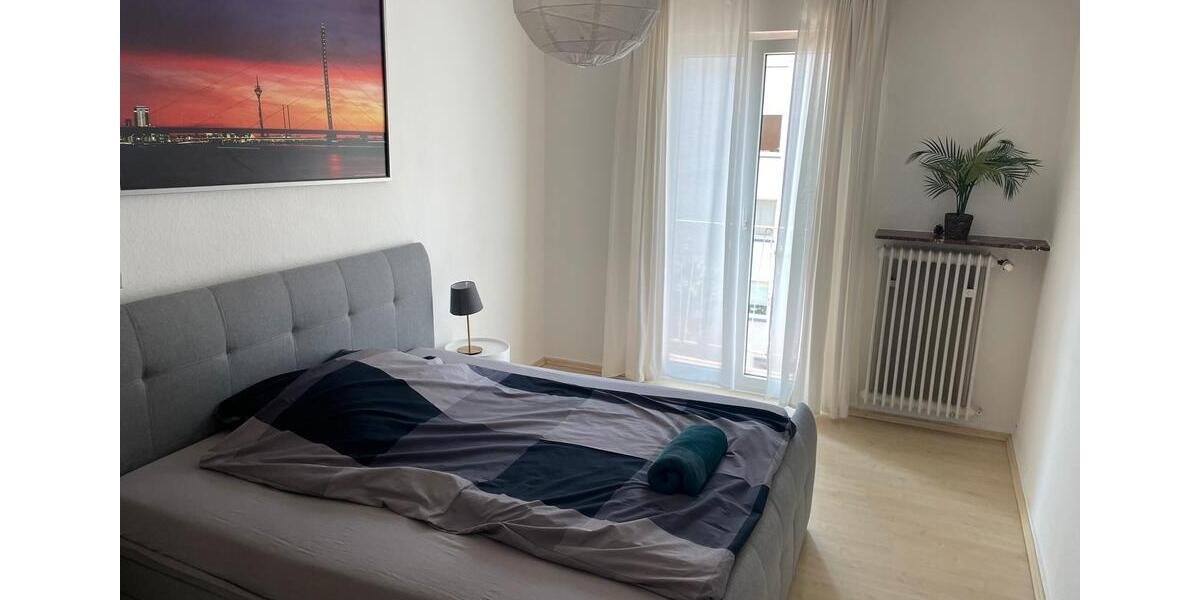 Wohnung in D-Derendorf mit 2 Balkonen (bitte keine Makler) 3 zimmer