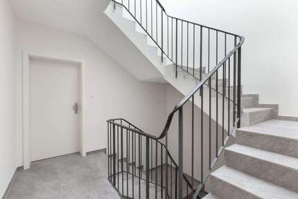 Wohnung zum Mieten in Düsseldorf 1.050 € 63 m² 2 zimmer