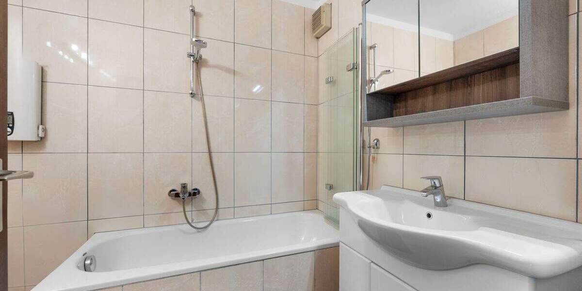 Exklusive 3-Zimmer-Terrassenwohnung mit Tiefgarage in direkter Rheinnähe 3 zimmer