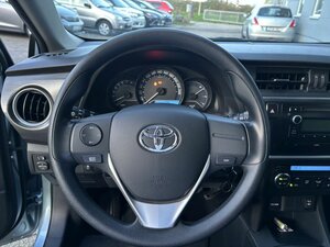 Toyota AURIS+LED+USB+Klimaautomatik+Garantie+CD 38.283 km 9.989 &euro; Meerbusch 40667