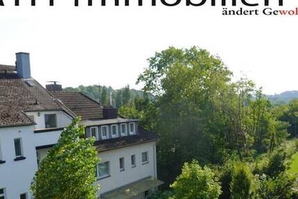 2 Zimmer Whg. Eignet sich für eine Einzelperson! Süd-Balkon inkl. Nobilia EBK, kein Keller